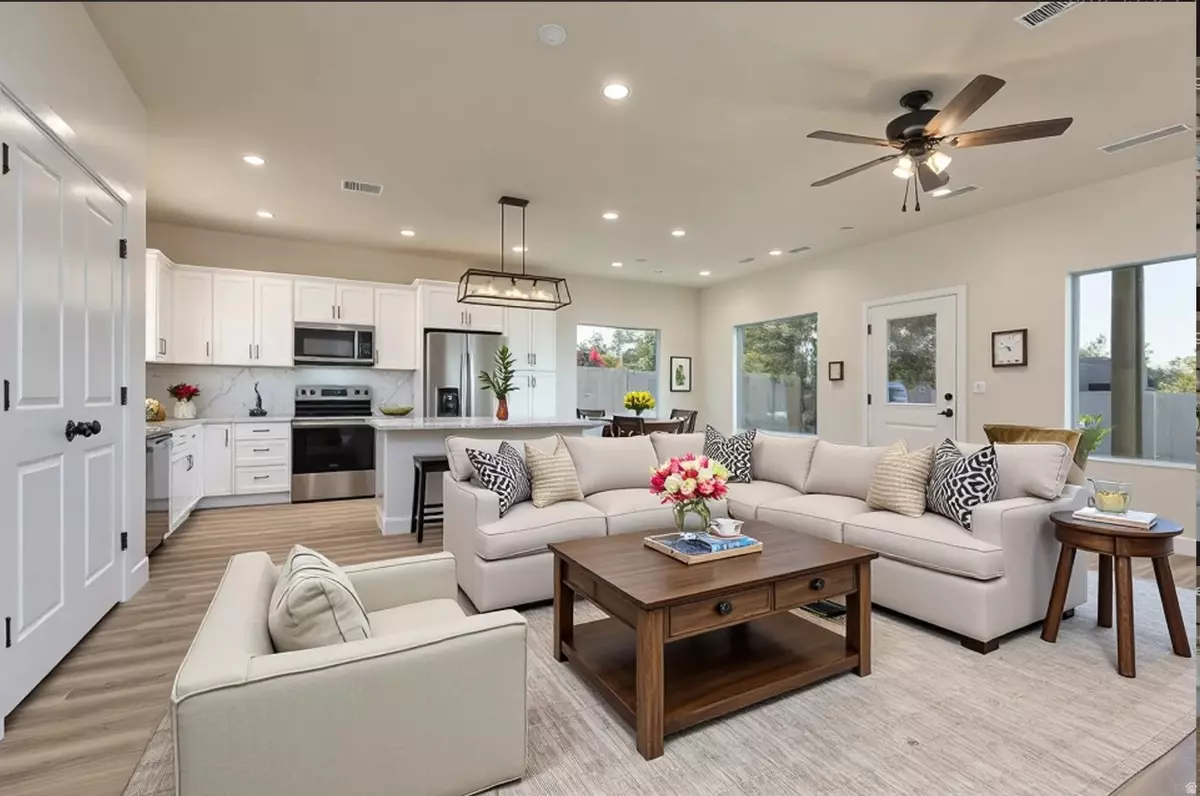 Kanab, UT 84741,786 E CEDAR CIR