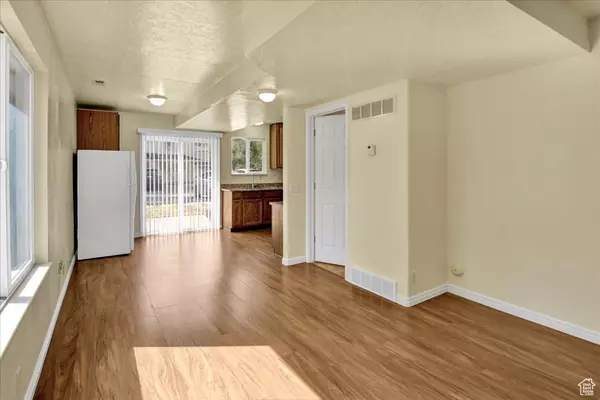 Ogden, UT 84404,793 E 1500 S