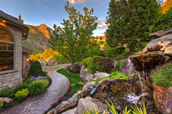 Sandy, UT 84092,9862 S GRANITE SLOPE DR
