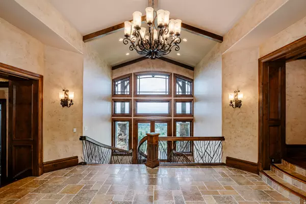 Sandy, UT 84092,3409 E SEVEN SPRINGS DR S