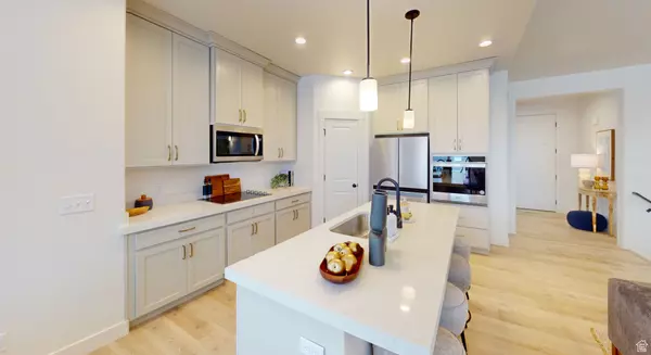 Spanish Fork, UT 84660,2972 E CANYON MEADOWS DR #335