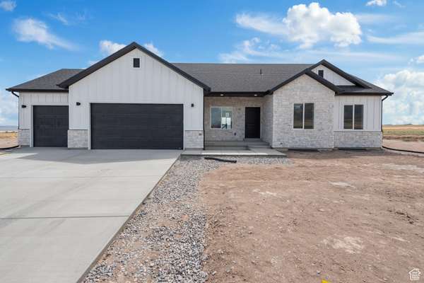 3145 W BROWNS MEADOW RD MDW #111, Eagle Mountain, UT 84013