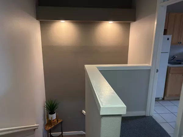 Cottonwood Heights, UT 84121,6786 S 1300 E