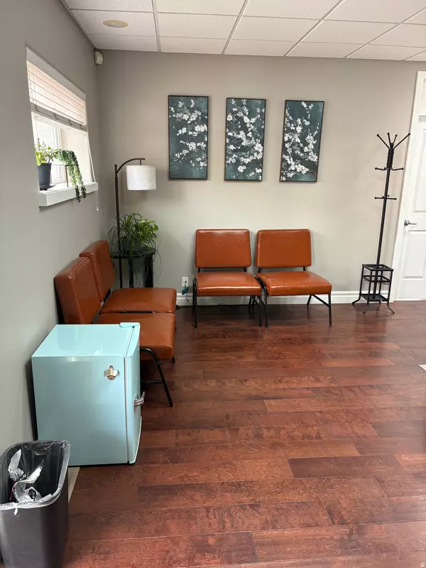 Cottonwood Heights, UT 84121,6786 S 1300 E