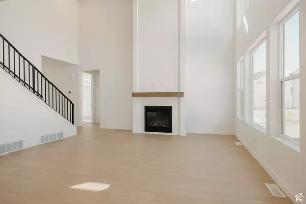 Eagle Mountain, UT 84005,3091 N LONE PINE ST #413