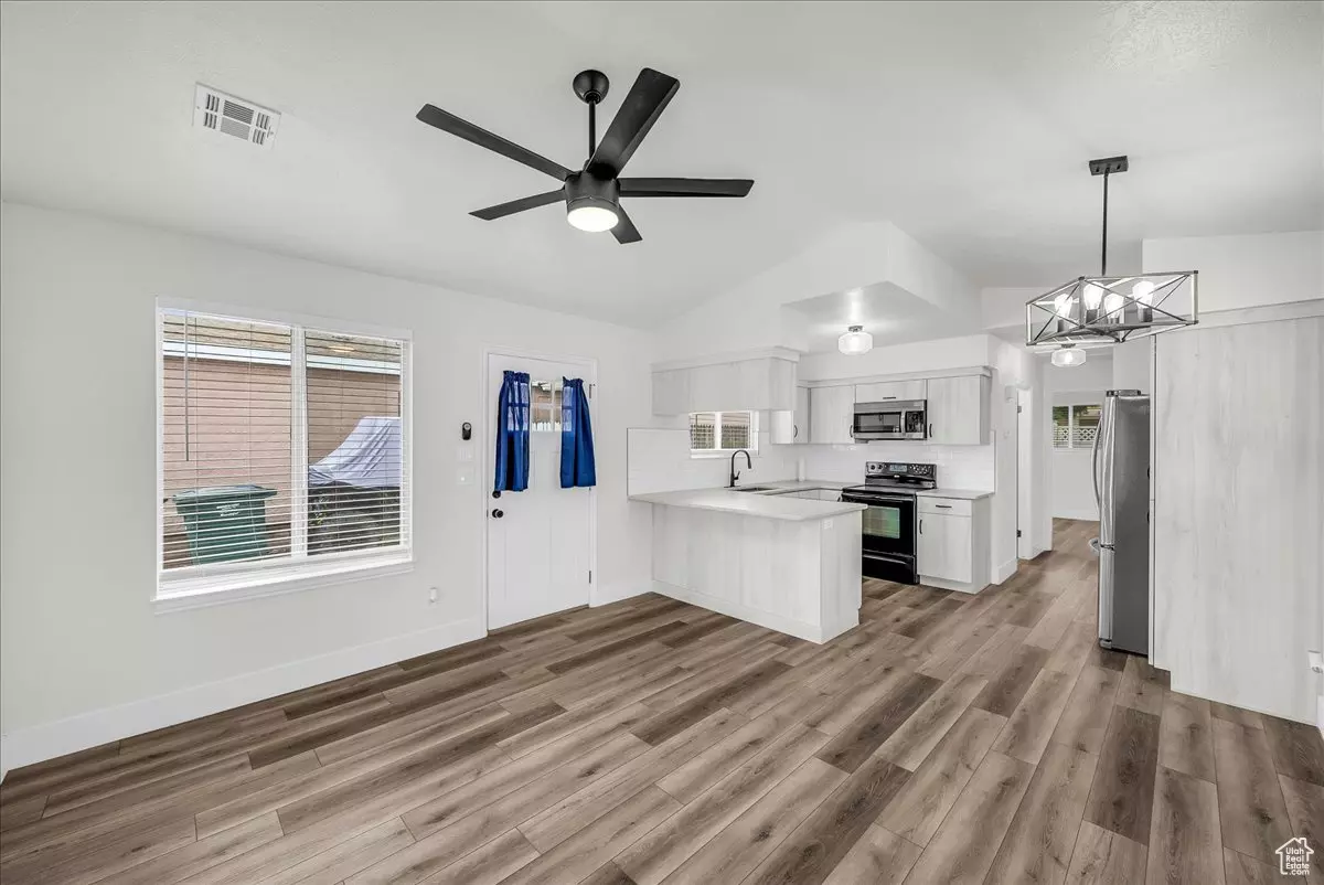 Hurricane, UT 84737,4400 W STATE ST, W #149A