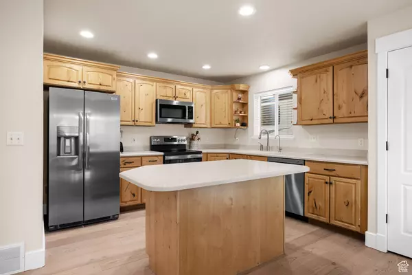 Salem, UT 84653,417 W WILLIAMS CV