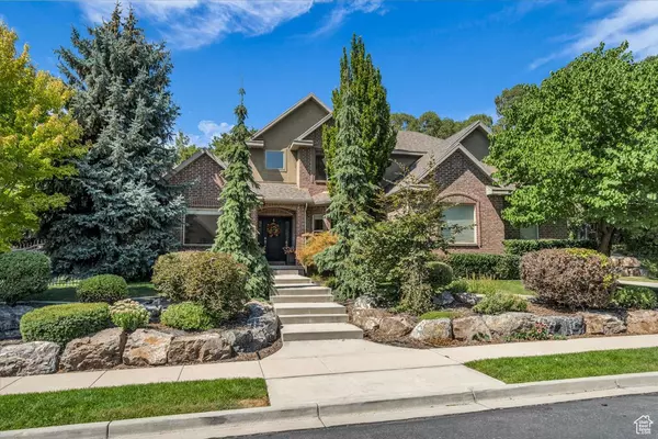 10261 N MYSTIC HOLLOW CIR, Highland, UT 84003