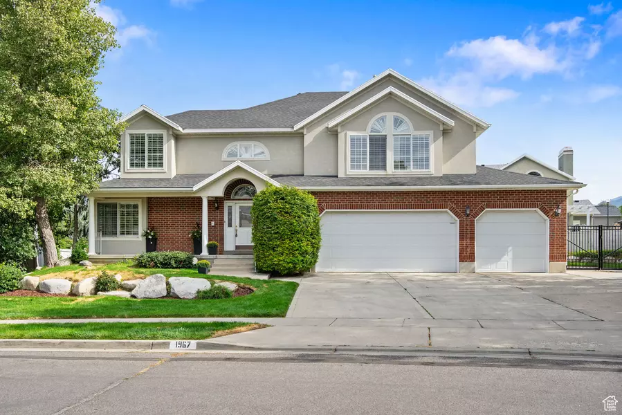 1967 E ASHLEY VALLEY LN, Sandy, UT 84092