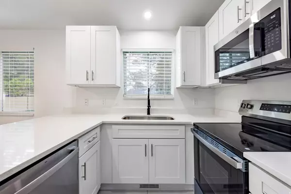 West Jordan, UT 84084,6922 S MULLIEN DR