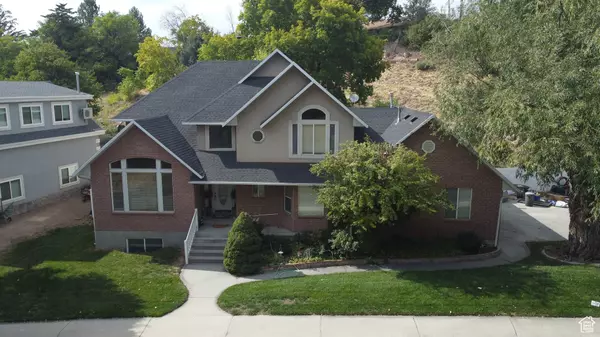 Orem, UT 84058,302 W HIDDEN HOLLOW DR S