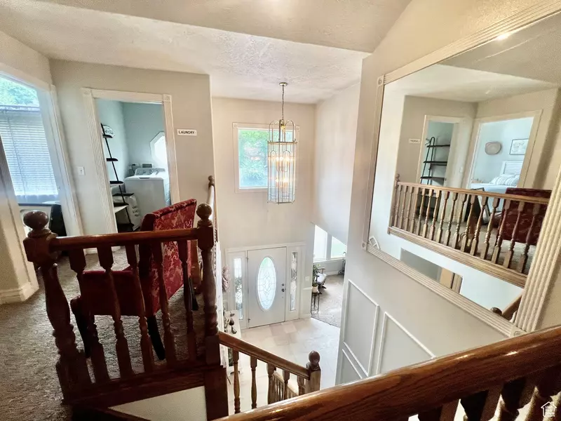 302 W HIDDEN HOLLOW DR S, Orem, UT 84058