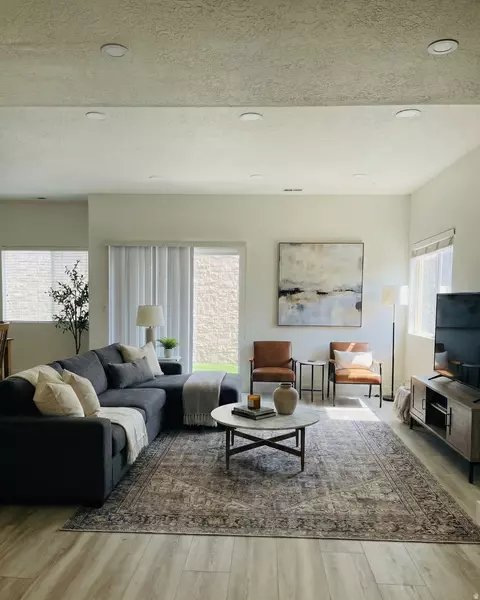 12801 S STROMY MEADOW DR W, Riverton, UT 84096