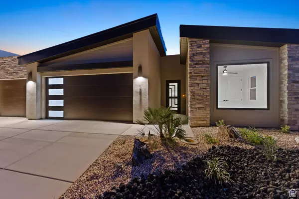 Hurricane, UT 84737,580 S 1800 W #16