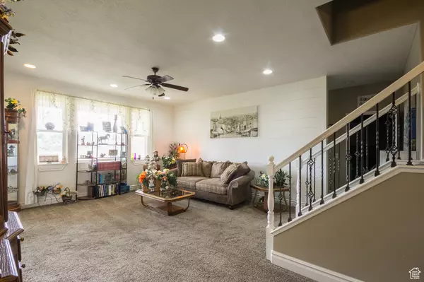 Roosevelt, UT 84066,529 W 500 N