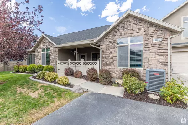 Syracuse, UT 84075,1888 S 910 W #C