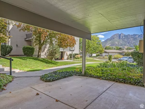 Murray, UT 84121,5820 S WATERBURY WAY #H