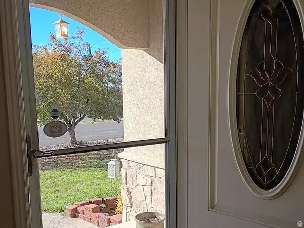 Nephi, UT 84648,113 S 400 E