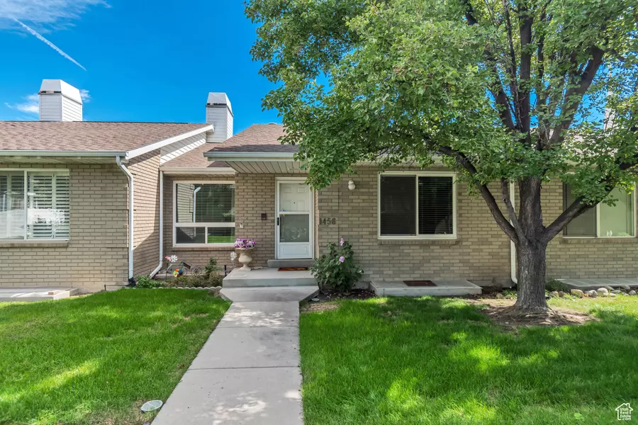 1456 W CORNERSTONE DR, South Jordan, UT 84095