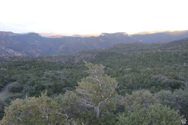 Summit, UT 84772