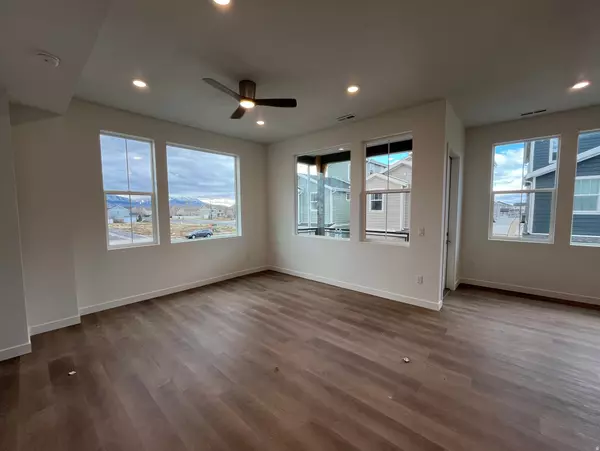 Springville, UT 84663,896 W HUNTINGTON RIVER DR S #102