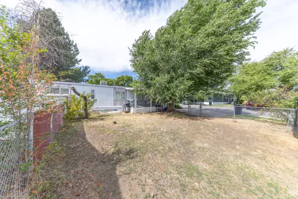 Riverdale, UT 84405,4375 WEBER RIVER DR #123