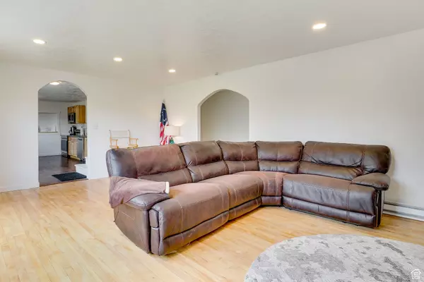Tabiona, UT 84072,38188 W 3800 N