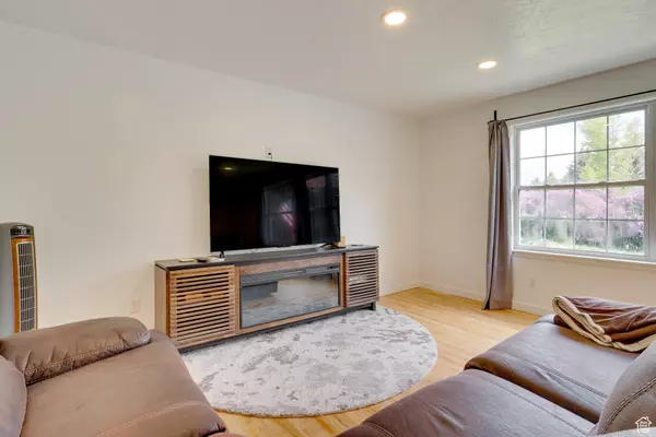 Tabiona, UT 84072,38188 W 3800 N