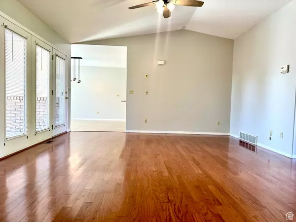 Vernal, UT 84078,242 N 1200 W