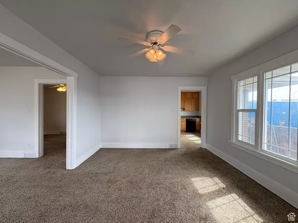 Provo, UT 84606,32 E 300 S