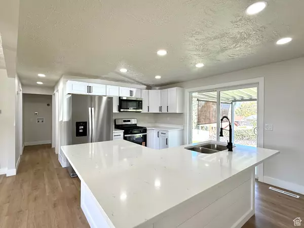Roy, UT 84067,2418 W 4750 S