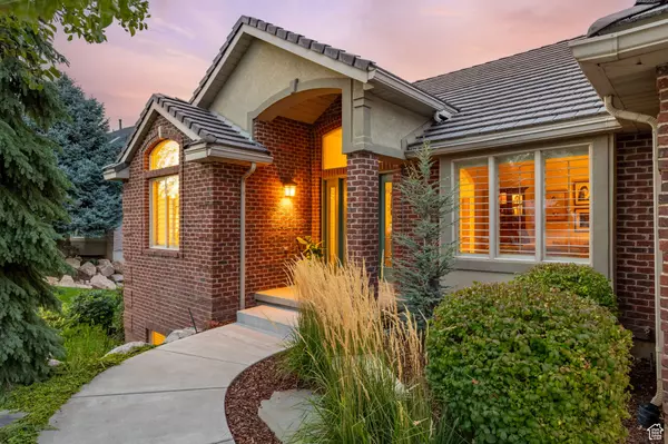 South Ogden, UT 84403,944 BEN LOMOND AVE