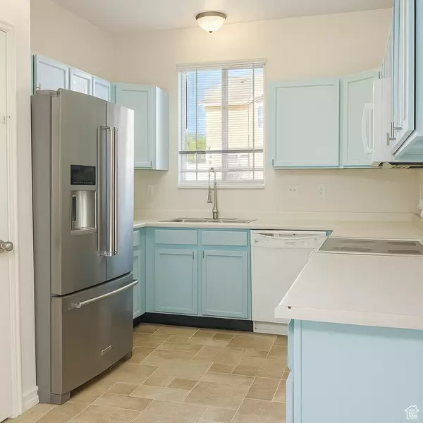 West Jordan, UT 84081,6341 W PASSENGER LN S #4