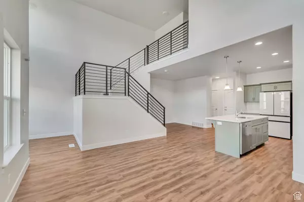 Lehi, UT 84043,2057 N 4100 W