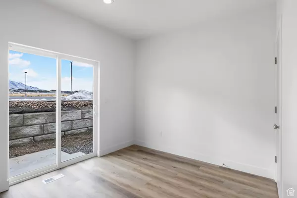 Tooele, UT 84074,23 W 1160 N #14