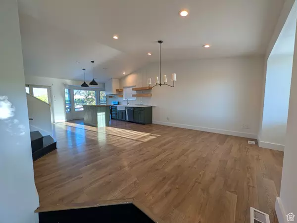 Harrisville, UT 84414,2540 N 450 W