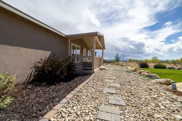 Roosevelt, UT 84066,7374 N 3250 W