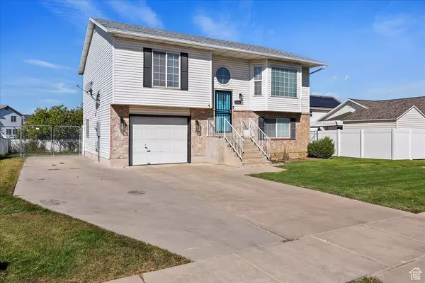 Clinton, UT 84015,2263 N 2290 W