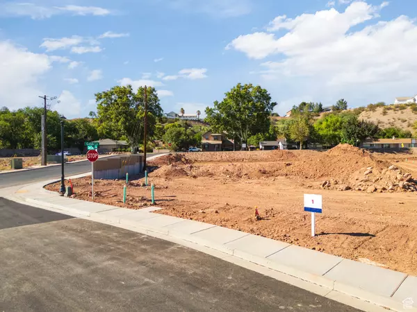 Santa Clara, UT 84765,1420 CLARA XING #1