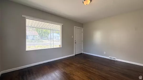 East Carbon, UT 84520,590 PARKWAY ST
