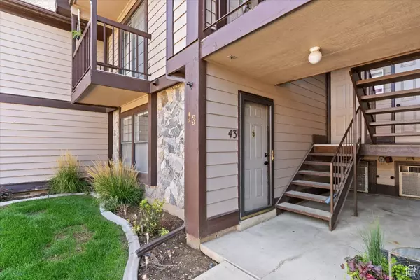 Washington Terrace, UT 84405,5420 S 350 E #43