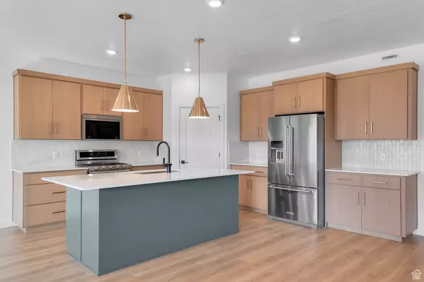 Lehi, UT 84048,4379 N BRAIKEN RIDGE DR #1023