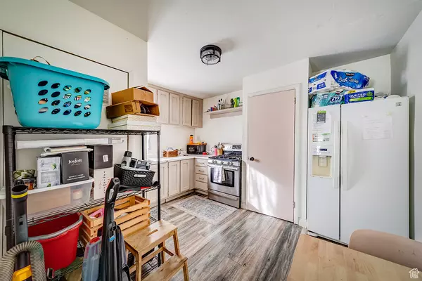Provo, UT 84606,289 N 700 E