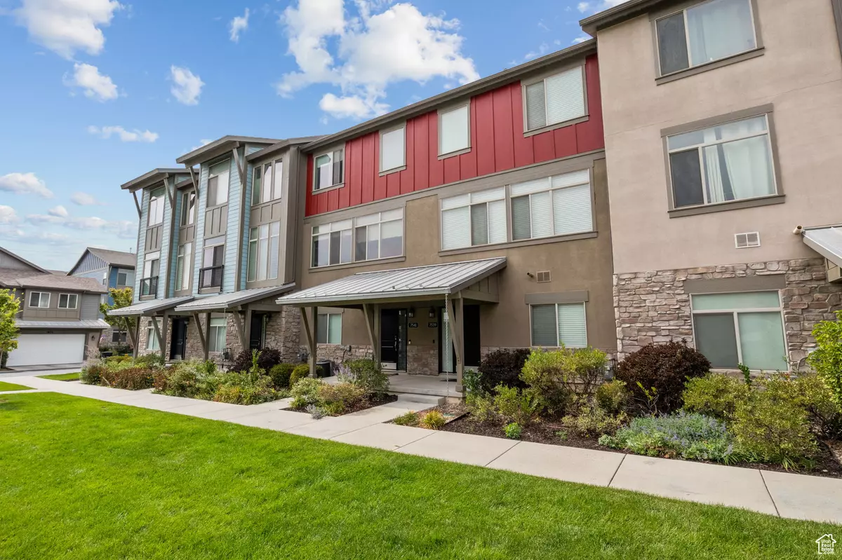 Midvale, UT 84047,7541 S COREIANO LN