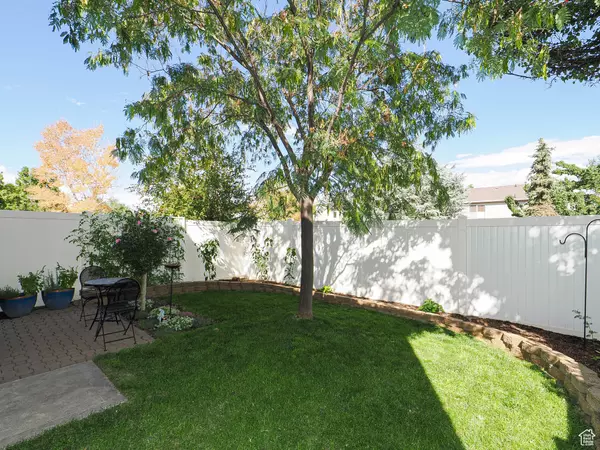 West Jordan, UT 84084,6831 S GARONNE CT