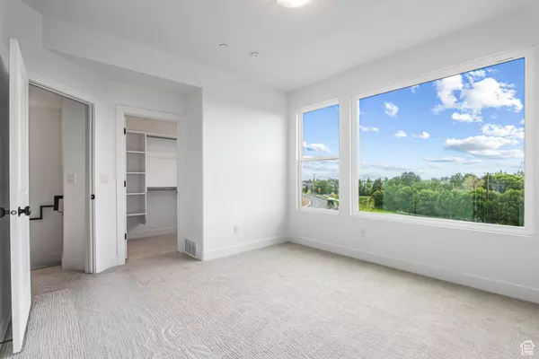 South Jordan, UT 84009,10978 S LAKE RUN RD W #158