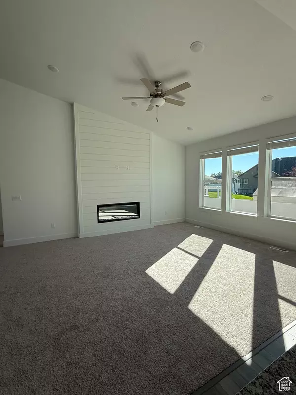 Tremonton, UT 84337,137 N 870 E #28