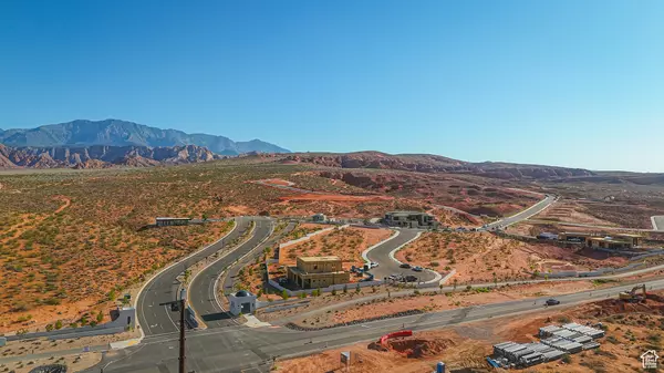 Washington, UT 84780,1579 N ALTOZANO RD #206