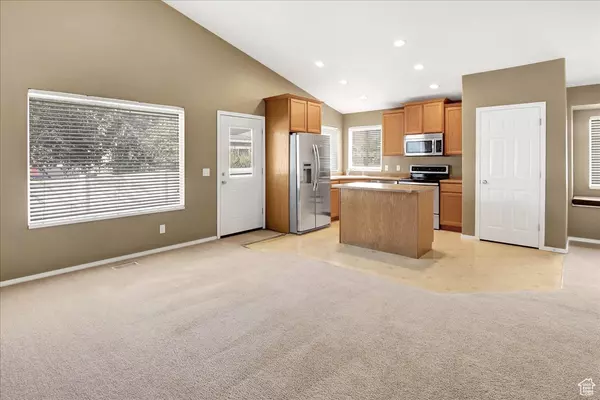 West Valley City, UT 84120,3148 S EAGLE ROCK WAY