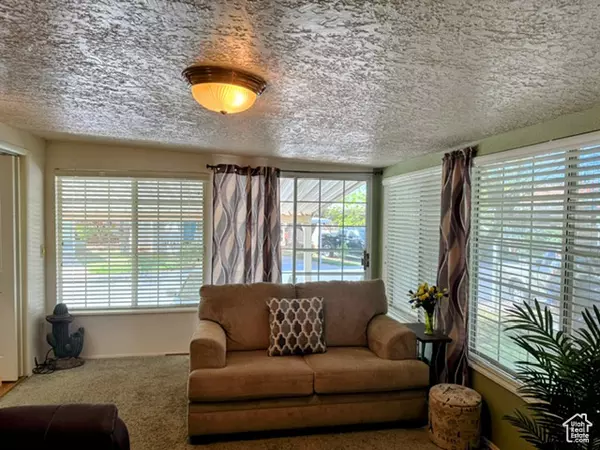 Washington, UT 84780,180 N 1100 E #194